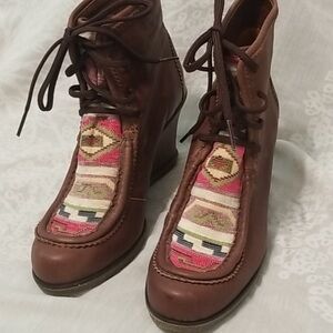 Anthropologie Holding Horses brown leather wedge ankle boots
